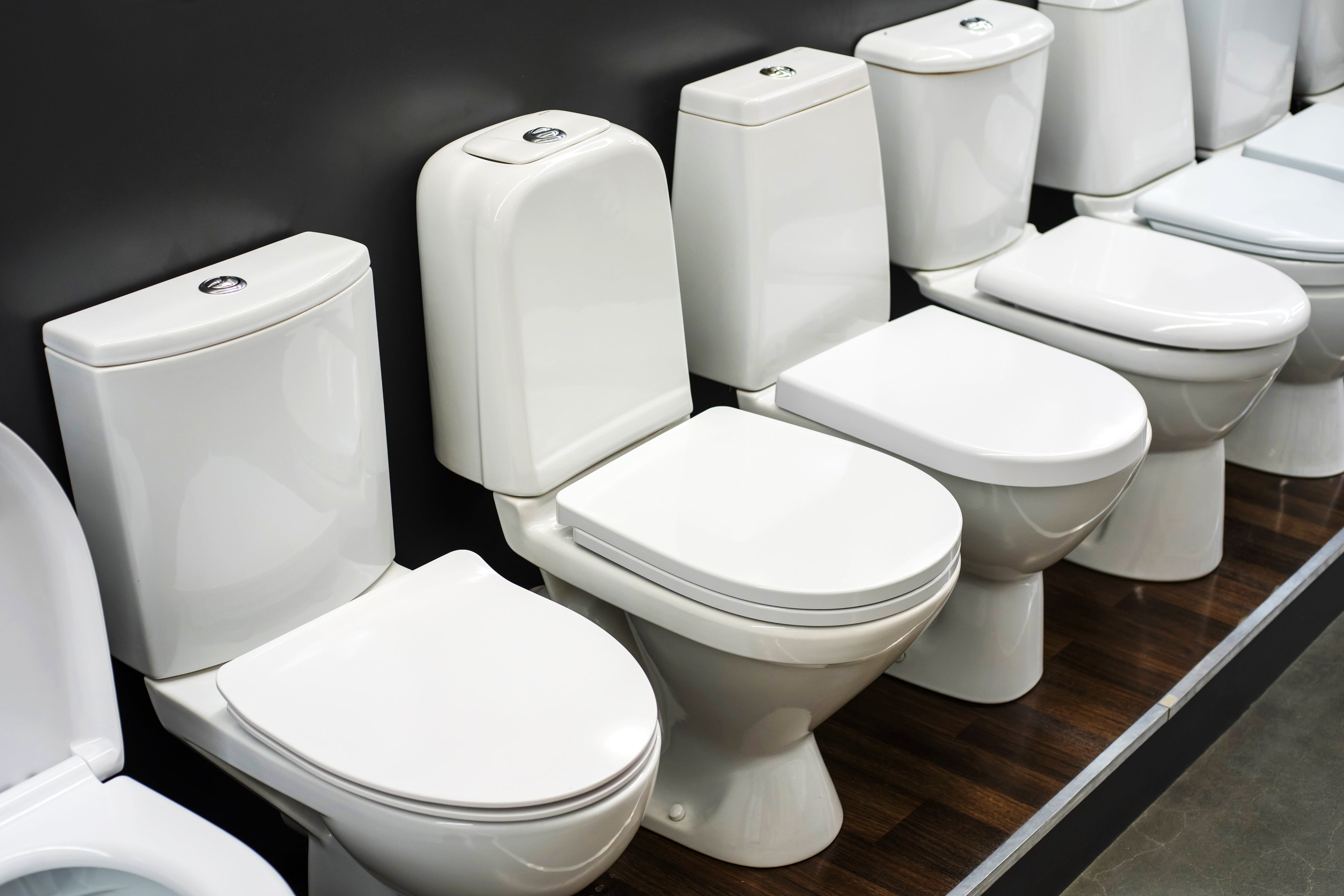 What you Need to Know Before Buying a Toilet Seat