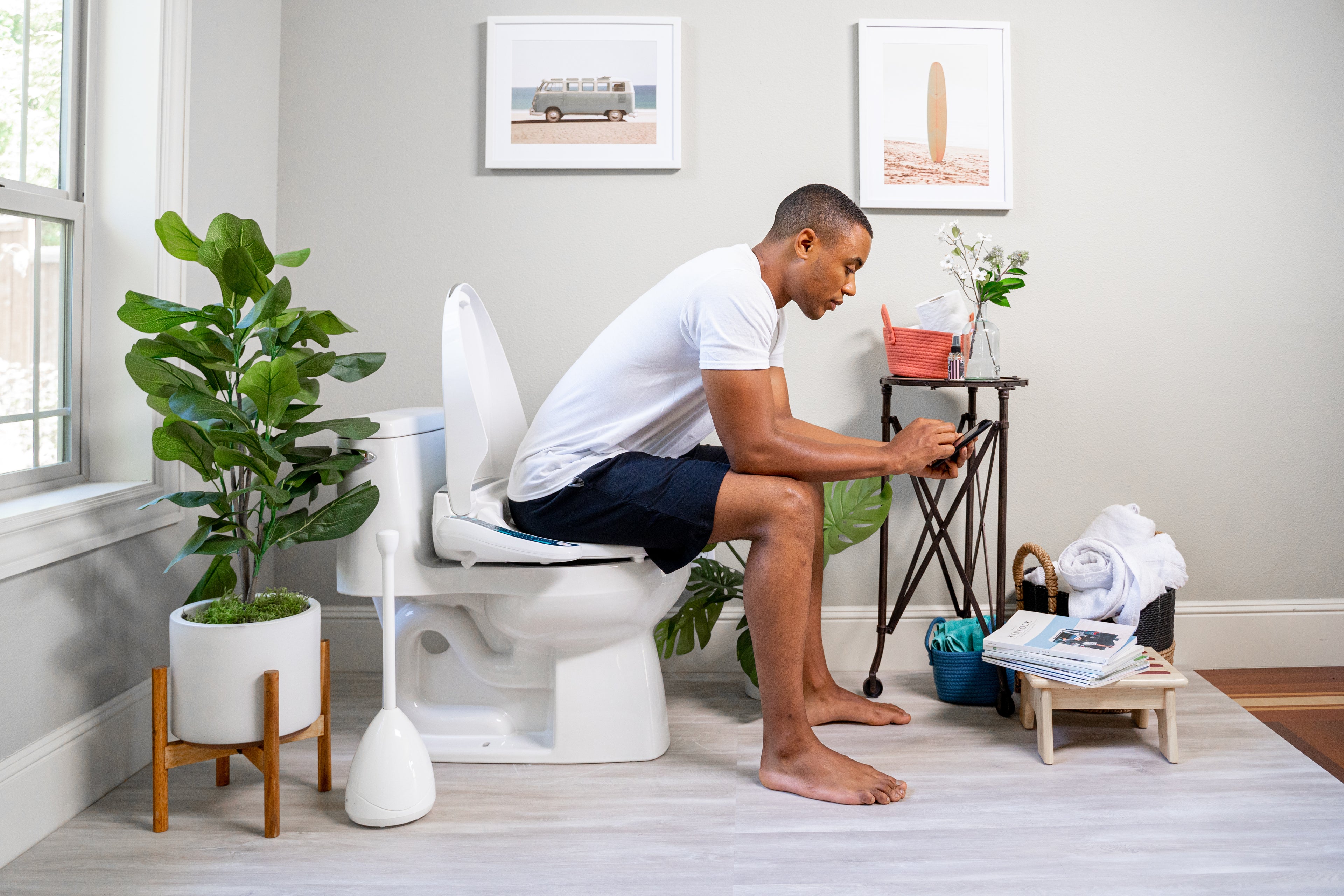 Real Men Use Water: Why the Bidet is a Health Essential for Guys